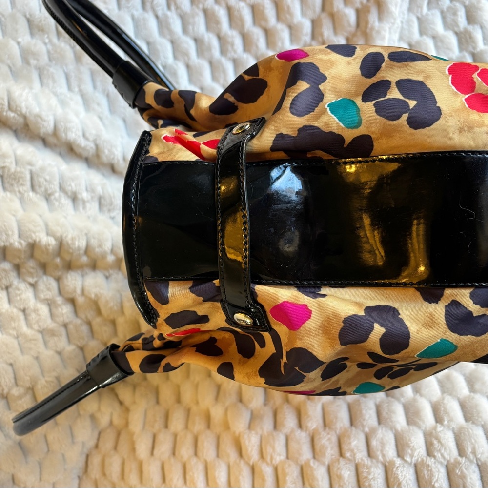 Kate Spade NY Stevie Pop Art Leopard Nylon Tote Black Patent Gold Hardware - Picture 7 of 11